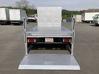 いすゞエルフアルミブロック小型（2t・3t）[写真10]