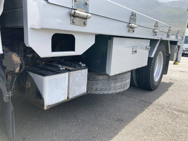 いすゞエルフアルミブロック小型（2t・3t）[写真20]