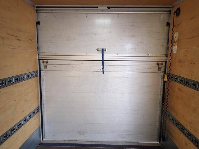 トヨタトヨエースアルミバン小型（2t・3t）[写真14]