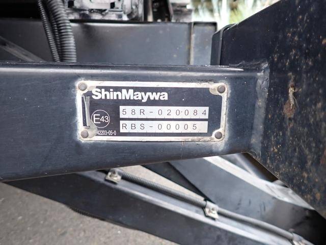 トヨタトヨエースアルミバン小型（2t・3t）[写真16]