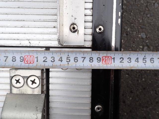 トヨタトヨエースアルミバン小型（2t・3t）[写真17]