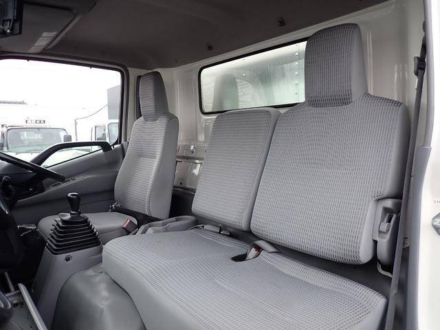 トヨタトヨエースアルミバン小型（2t・3t）[写真35]