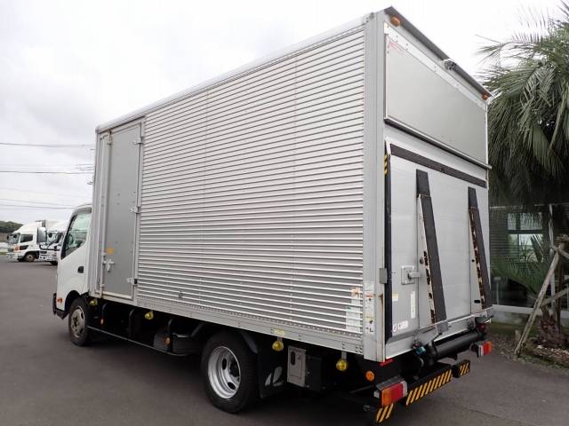 トヨタトヨエースアルミバン小型（2t・3t）[写真04]
