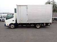 トヨタトヨエースアルミバン小型（2t・3t）[写真07]