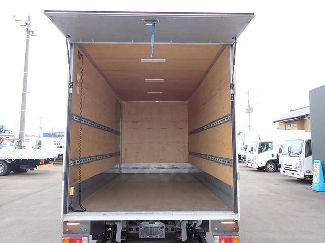 トヨタトヨエースアルミバン小型（2t・3t）[写真09]