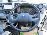 三菱ふそうキャンターアルミバン小型（2t・3t）[写真10]