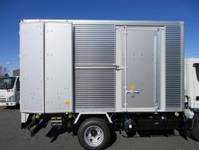 三菱ふそうキャンターアルミバン小型（2t・3t）[写真23]