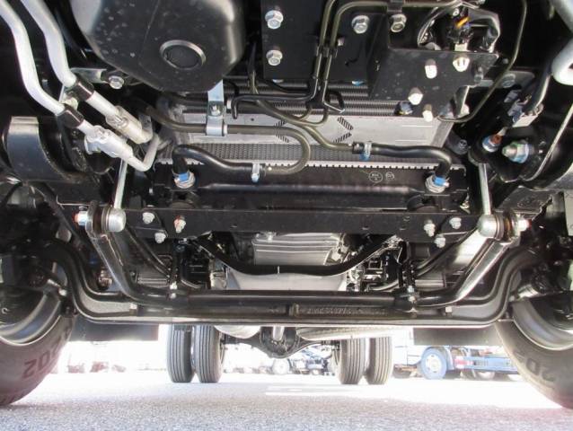 三菱ふそうキャンターアルミバン小型（2t・3t）[写真36]