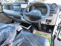 三菱ふそうキャンターアルミバン小型（2t・3t）[写真08]