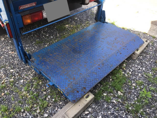 トヨタトヨエースダブルキャブ（Wキャブ）小型（2t・3t）[写真12]