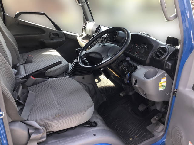 トヨタトヨエースダブルキャブ（Wキャブ）小型（2t・3t）[写真20]