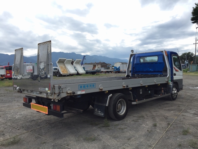 三菱ふそうキャンターセーフティローダー小型（2t・3t）[写真02]