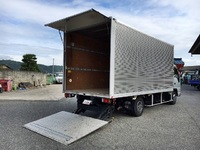 いすゞエルフアルミバン小型（2t・3t）[写真02]