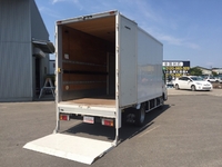 いすゞエルフパネルバン小型（2t・3t）[写真02]