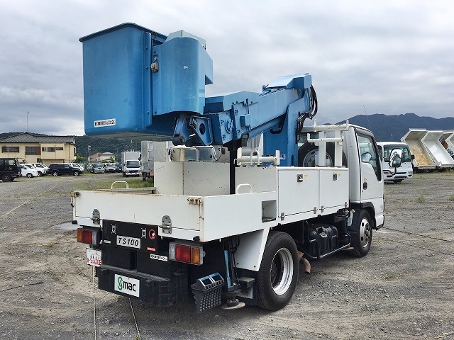 いすゞエルフ高所作業車小型（2t・3t）[写真02]