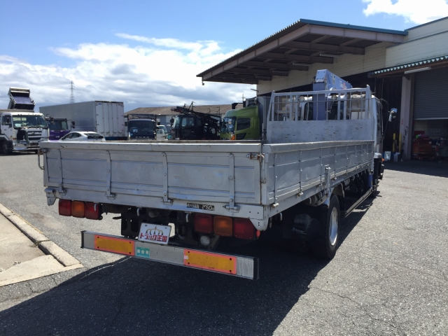 いすゞフォワードクレーン3段中型（4t）[写真02]