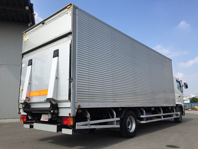 日野レンジャーアルミバン中型（4t）[写真02]