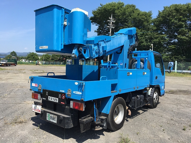 いすゞエルフ高所作業車小型（2t・3t）[写真02]