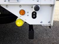 三菱ふそうキャンターアルミウイング小型（2t・3t）[写真10]