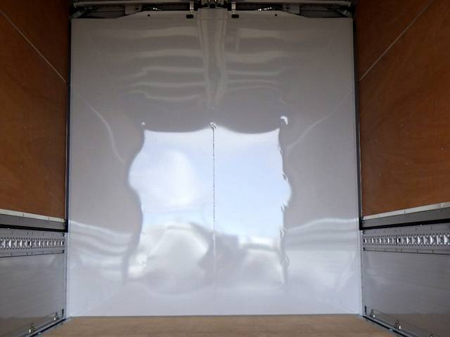 三菱ふそうキャンターアルミウイング小型（2t・3t）[写真14]