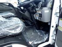 三菱ふそうキャンターアルミウイング小型（2t・3t）[写真19]