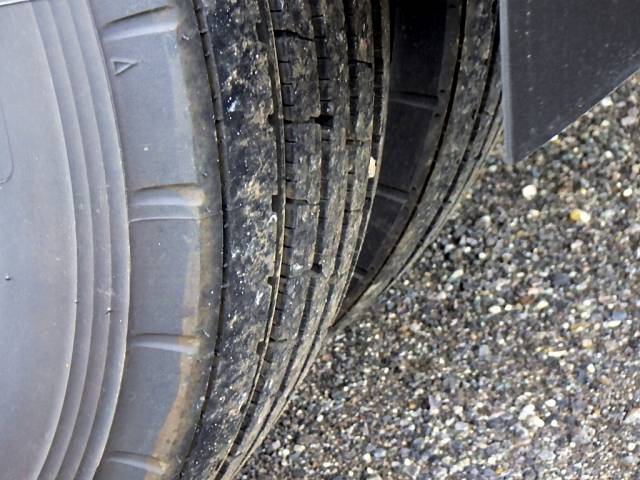 三菱ふそうキャンターアルミウイング小型（2t・3t）[写真40]