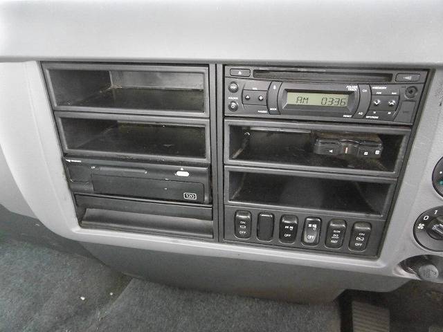 三菱ふそうファイター平ボディ増トン（6t・8t）[写真13]