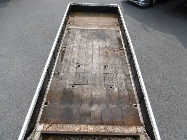 三菱ふそうファイター平ボディ増トン（6t・8t）[写真05]