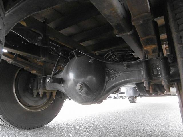 三菱ふそうファイター平ボディ増トン（6t・8t）[写真07]