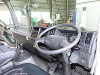 いすゞフォワードアルミバン中型（4t）[写真25]