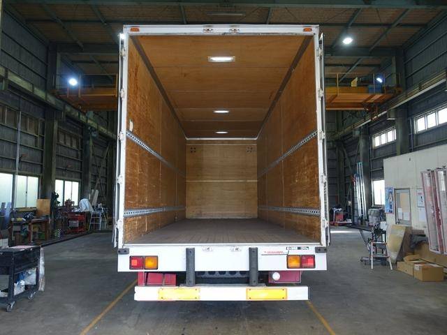 いすゞフォワードアルミバン中型（4t）[写真07]