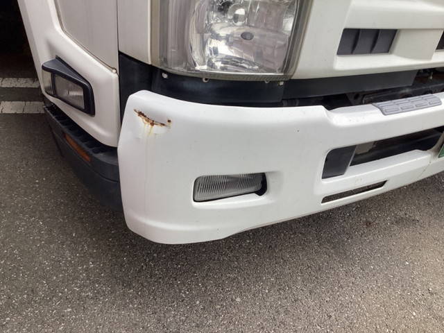 いすゞフォワード冷凍車（冷蔵車）中型（4t）[写真24]