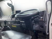 いすゞフォワード冷凍車（冷蔵車）中型（4t）[写真26]