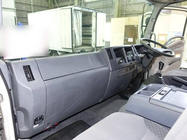 いすゞフォワードアルミウイング中型（4t）[写真30]