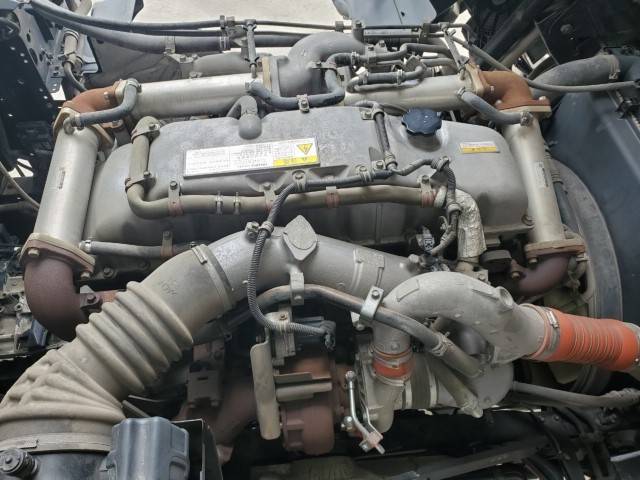 いすゞギガアルミブロック大型（10t）[写真14]