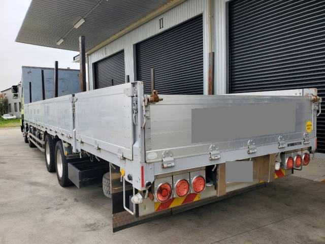 いすゞギガアルミブロック大型（10t）[写真07]