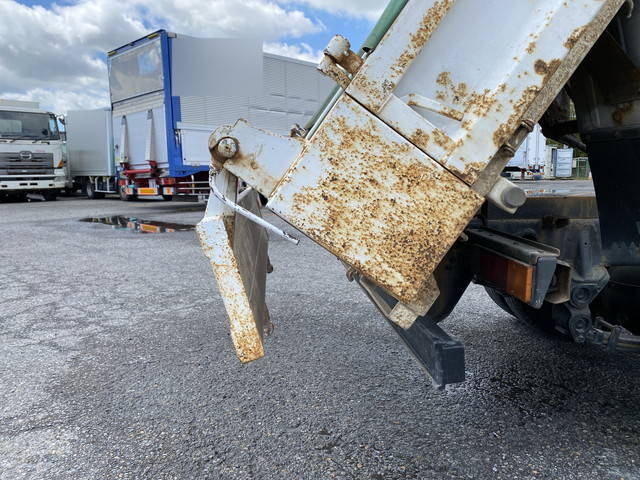 三菱ふそうキャンターダンプ小型（2t・3t）[写真11]