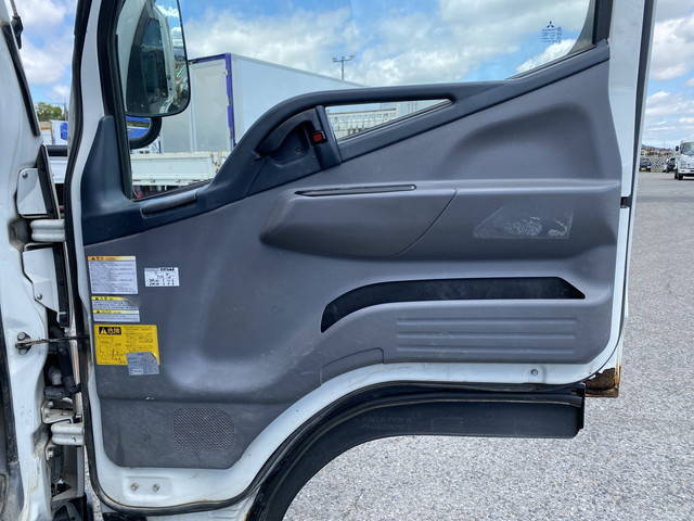 三菱ふそうキャンターダンプ小型（2t・3t）[写真24]