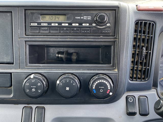 三菱ふそうキャンターダンプ小型（2t・3t）[写真33]