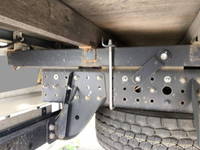 三菱ふそうキャンター平ボディ小型（2t・3t）[写真11]