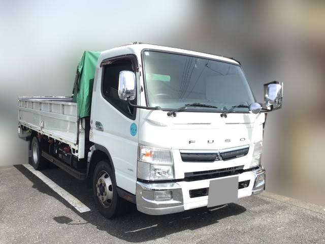 三菱ふそうキャンター平ボディ小型（2t・3t）[写真02]