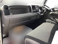 三菱ふそうキャンター平ボディ小型（2t・3t）[写真24]