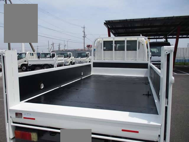 日野デュトロダブルキャブ（Wキャブ）小型（2t・3t）[写真08]