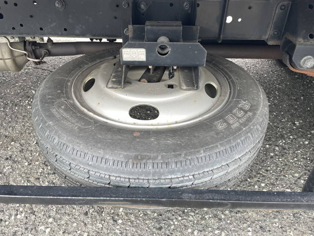 日産アトラスアルミバン小型（2t・3t）[写真17]