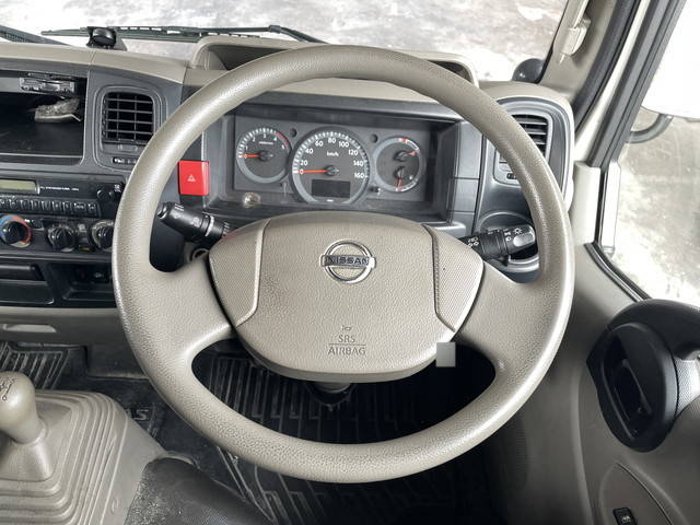 日産アトラスアルミバン小型（2t・3t）[写真30]