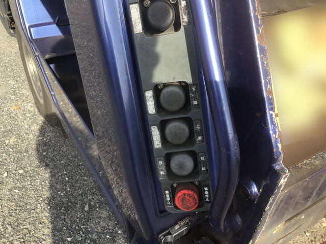 三菱ふそうキャンターパッカー車（塵芥車）小型（2t・3t）[写真11]