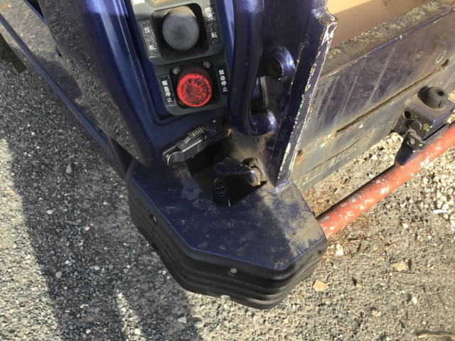 三菱ふそうキャンターパッカー車（塵芥車）小型（2t・3t）[写真12]