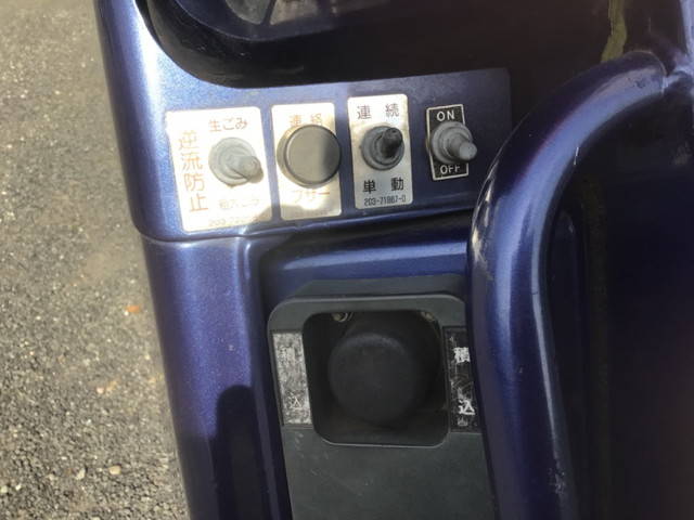 三菱ふそうキャンターパッカー車（塵芥車）小型（2t・3t）[写真13]