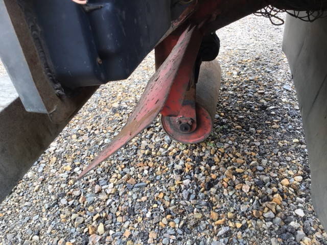 三菱ふそうスーパーグレートコンテナ専用車大型（10t）[写真15]