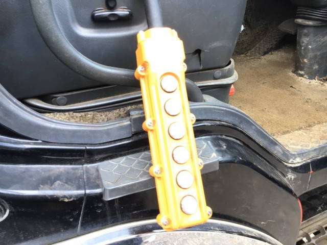 三菱ふそうスーパーグレートコンテナ専用車大型（10t）[写真31]